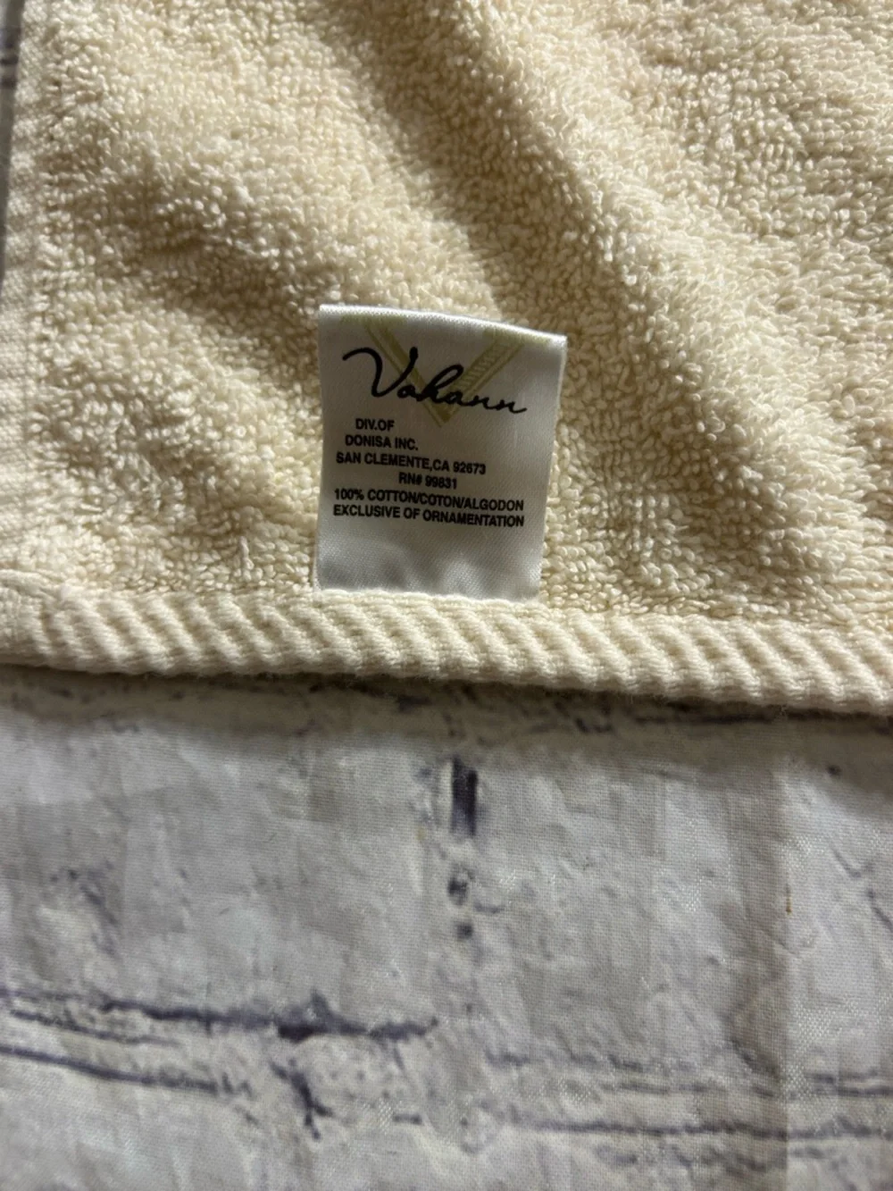 VOHANN DIV.OF DONISA INC. 100% COTTON MADE IN INDIA BATH TOWEL & HAND TOWEL